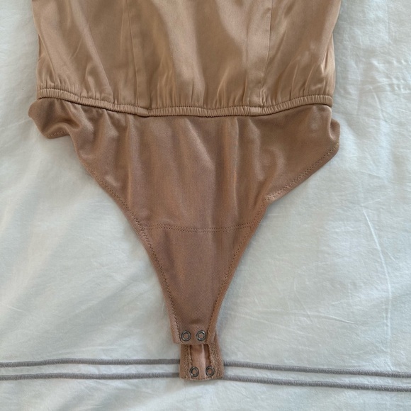 Abercombie & Fitch Satin Bodysuit - Picture 3 of 8